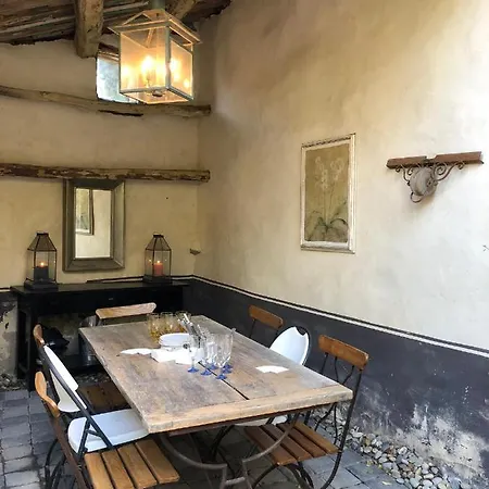 La Maison Blanche Uzes Bed & Breakfast La Bastide-dʼEngras