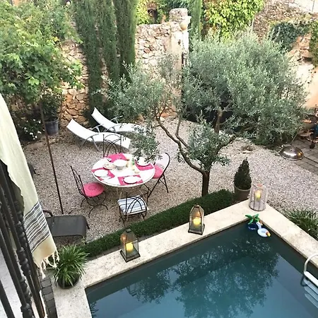 La Maison Blanche Uzes Alojamento de Acomodação e Pequeno-almoço La Bastide-dʼEngras