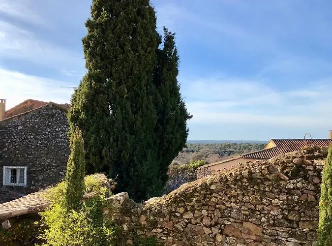 La Maison Blanche Uzes فندق مبيت وإفطار La Bastide-dʼEngras